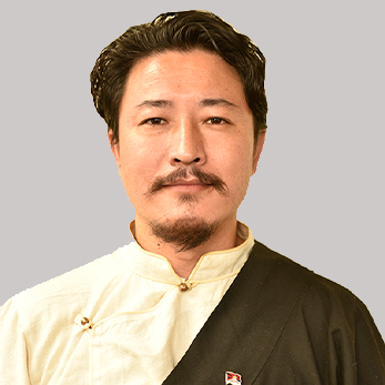 དབྲ་ཙ་བསོད་ནམས་ནོར་བུ།